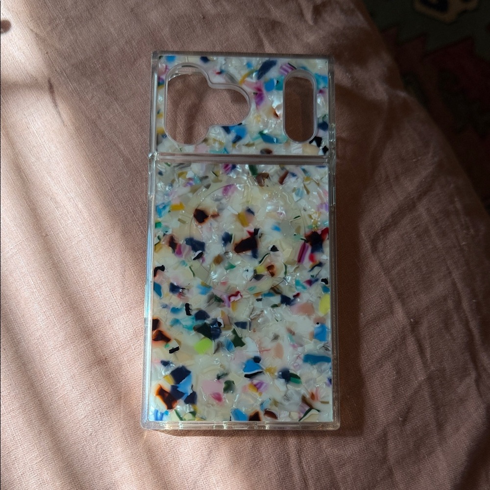 Flaunt iPhone 17 pro max case
